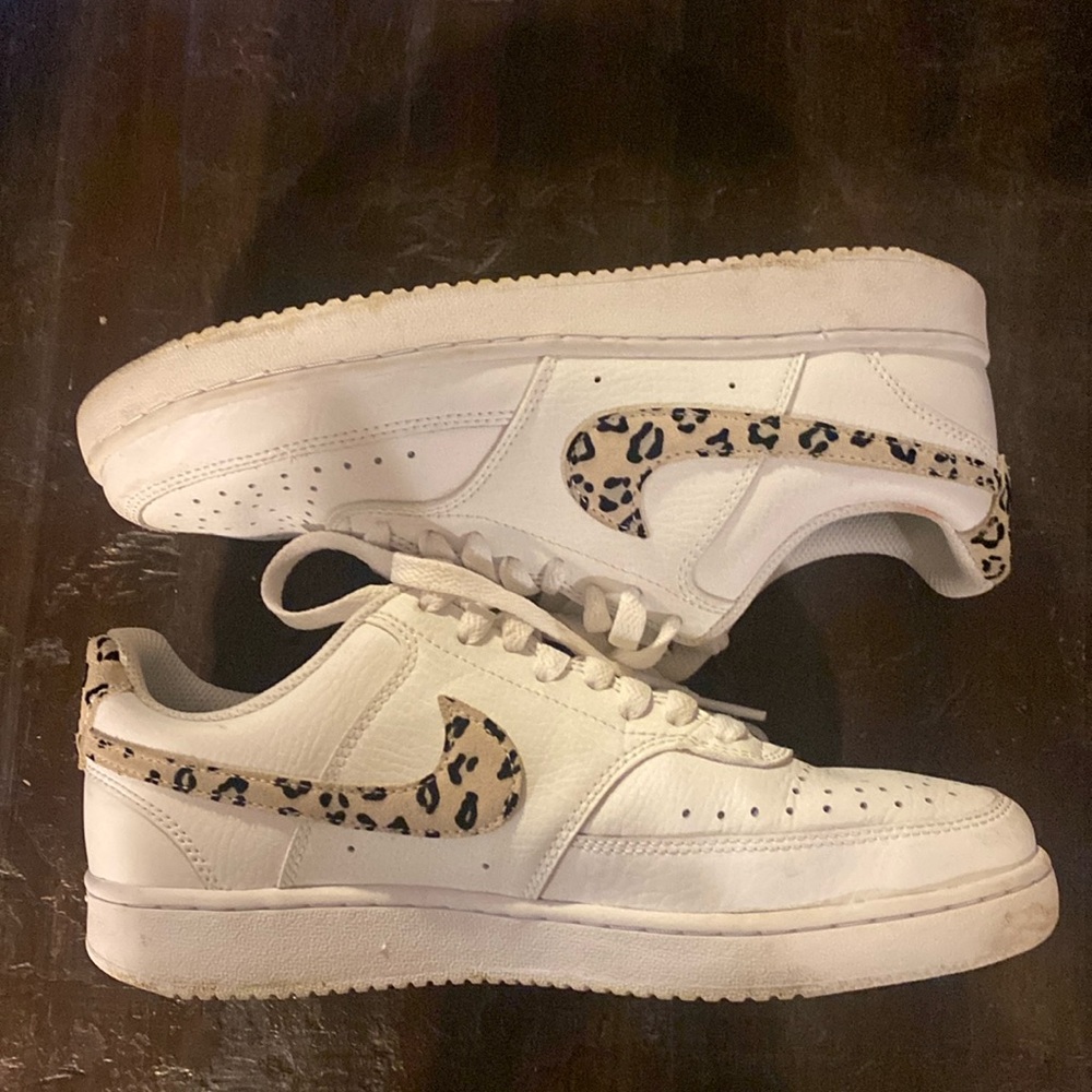 NIKE leopard shoes